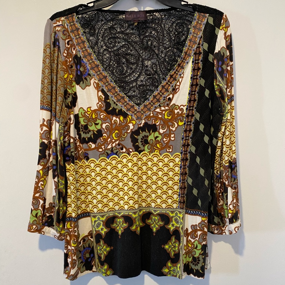 Women’s blouse